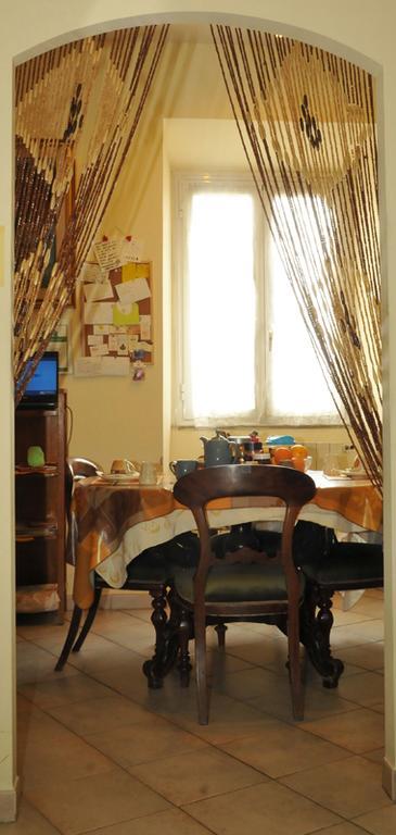B&B Orti Di Trastevere Рим Екстериор снимка